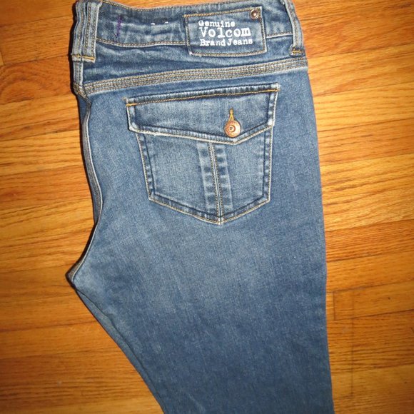 Genuine Volcom Brand Jeans - Picture 2 of 8